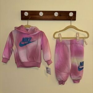 *NWT* Nike Baby Girl Pink Tie-Dye Sweatpants and Hoodie Matching Set